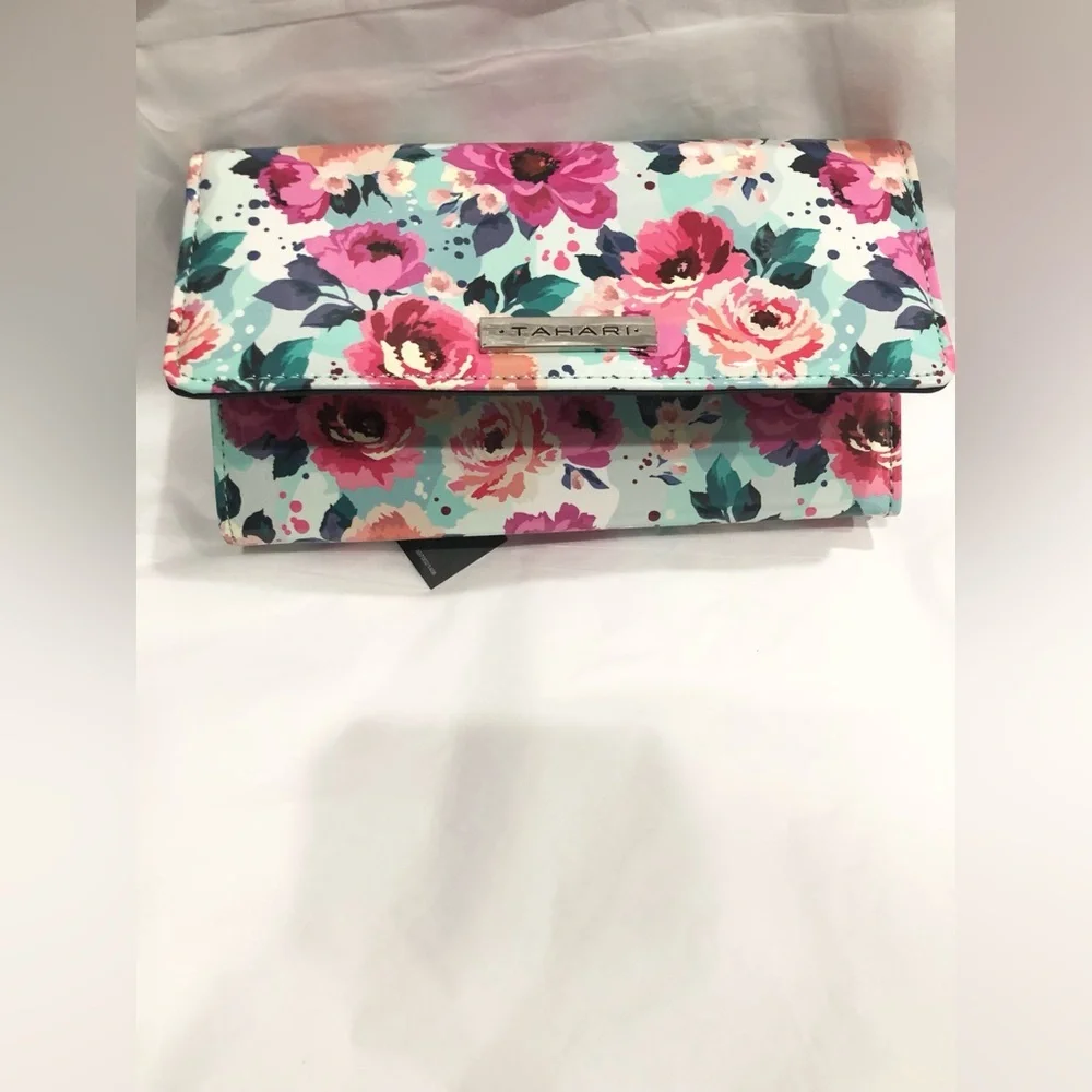 Tahari blue pink rose flowers‎ floral glossy patent foldover wallet new